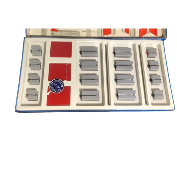 Vtg Fischertechnik 10 Building Set Nylon Garantite Gray Red Blocks Germany 60's - Picture 3 of 7